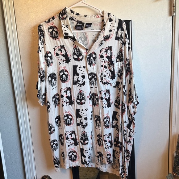 Bobbie Brooks Other - Friday the 13th men’s button down horror theme shirt